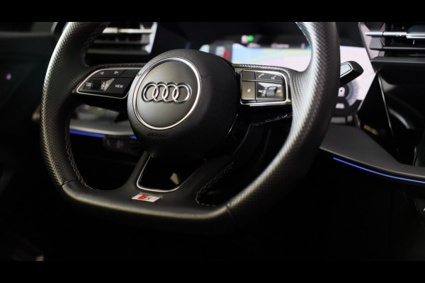 Audi A3 Sportback 45 TFSI e RS3 Look / 245 PK / RS Zetels / B & O / Leder / Lane Assist / Open Pano / Matrix / Virtual Cockpit Audi A3 Sportback 45 TFSI e RS3 Look / 245 PK / RS Zetels / B & O / Leder / Lane Assist / Open Pano / Matrix / Virtual Cockpit