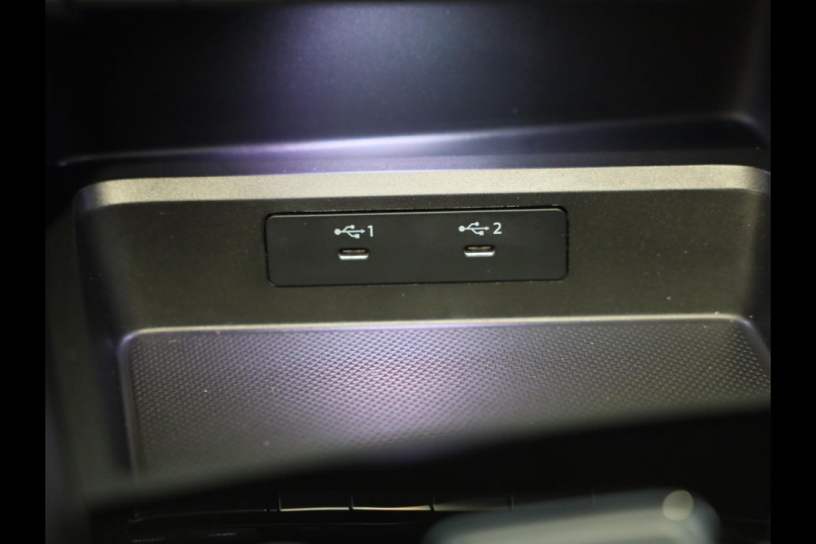 Audi A3 Sportback 45 TFSI e RS3 Look / 245 PK / RS Zetels / B & O / Leder / Lane Assist / Open Pano / Matrix / Virtual Cockpit Audi A3 Sportback 45 TFSI e RS3 Look / 245 PK / RS Zetels / B & O / Leder / Lane Assist / Open Pano / Matrix / Virtual Cockpit