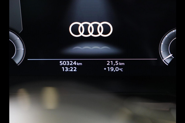 Audi A3 Sportback 45 TFSI e RS3 Look / 245 PK / RS Zetels / B & O / Leder / Lane Assist / Open Pano / Matrix / Virtual Cockpit Audi A3 Sportback 45 TFSI e RS3 Look / 245 PK / RS Zetels / B & O / Leder / Lane Assist / Open Pano / Matrix / Virtual Cockpit