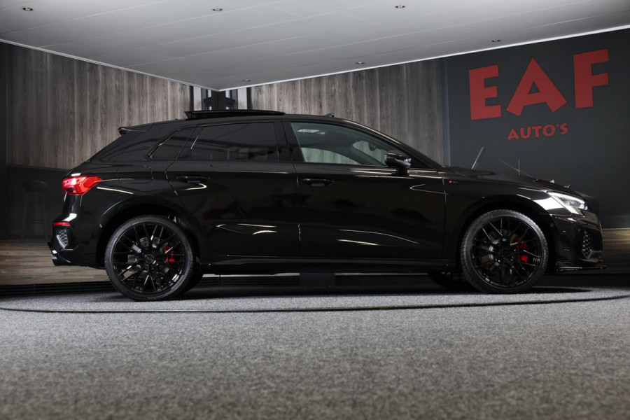 Audi A3 Sportback 45 TFSI e RS3 Look / 245 PK / RS Zetels / B & O / Leder / Lane Assist / Open Pano / Matrix / Virtual Cockpit Audi A3 Sportback 45 TFSI e RS3 Look / 245 PK / RS Zetels / B & O / Leder / Lane Assist / Open Pano / Matrix / Virtual Cockpit