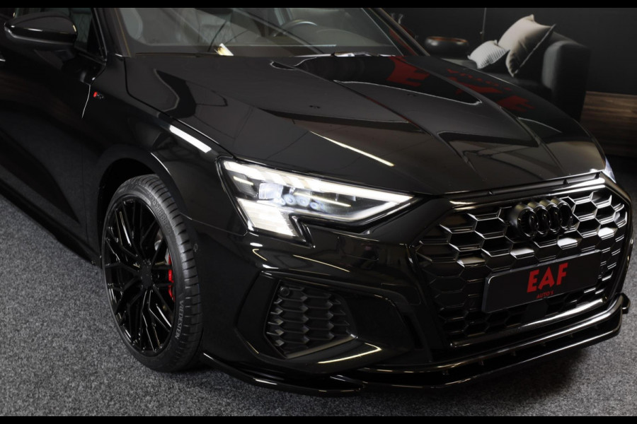 Audi A3 Sportback 45 TFSI e RS3 Look / 245 PK / RS Zetels / B & O / Leder / Lane Assist / Open Pano / Matrix / Virtual Cockpit Audi A3 Sportback 45 TFSI e RS3 Look / 245 PK / RS Zetels / B & O / Leder / Lane Assist / Open Pano / Matrix / Virtual Cockpit