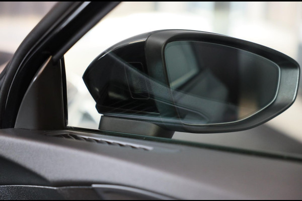 Audi A3 Sportback 45 TFSI e RS3 Look / 245 PK / RS Zetels / B & O / Leder / Lane Assist / Open Pano / Matrix / Virtual Cockpit Audi A3 Sportback 45 TFSI e RS3 Look / 245 PK / RS Zetels / B & O / Leder / Lane Assist / Open Pano / Matrix / Virtual Cockpit