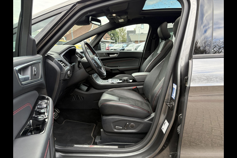 Ford S-Max 2.5 FHEV St-Line 7p 190pk | Panoramadak | Adaptieve Cruise | Full LED | 7 persoons | Sync 3 Navigatie | Stoelverwarming