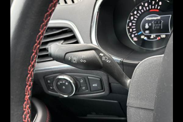 Ford S-Max 2.5 FHEV St-Line 7p 190pk | Panoramadak | Adaptieve Cruise | Full LED | 7 persoons | Sync 3 Navigatie | Stoelverwarming