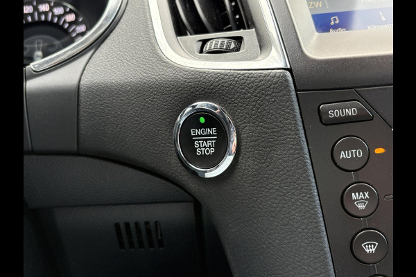 Ford S-Max 2.5 FHEV St-Line 7p 190pk | Panoramadak | Adaptieve Cruise | Full LED | 7 persoons | Sync 3 Navigatie | Stoelverwarming