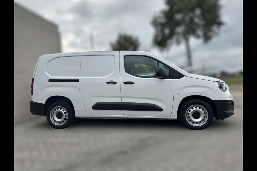 Opel Combo 1.2 PureTech 110 S&S L2 TREKHAAK / BLUETOOTH / LAADVLOER / LAT-OM-LAT / WEINIG KM'S / NL AUTO Opel Combo 1.2 PureTech 110 S&S L2 TREKHAAK / BLUETOOTH / LAADVLOER / LAT-OM-LAT / WEINIG KM'S / NL AUTO