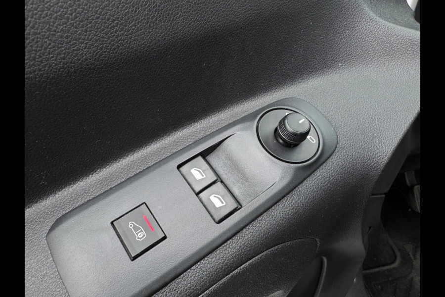 Opel Combo 1.2 PureTech 110 S&S L2 TREKHAAK / BLUETOOTH / LAADVLOER / LAT-OM-LAT / WEINIG KM'S / NL AUTO Opel Combo 1.2 PureTech 110 S&S L2 TREKHAAK / BLUETOOTH / LAADVLOER / LAT-OM-LAT / WEINIG KM'S / NL AUTO