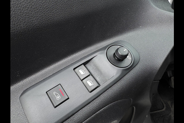 Opel Combo 1.2 PureTech 110 S&S L2 TREKHAAK / BLUETOOTH / LAADVLOER / LAT-OM-LAT / WEINIG KM'S / NL AUTO Opel Combo 1.2 PureTech 110 S&S L2 TREKHAAK / BLUETOOTH / LAADVLOER / LAT-OM-LAT / WEINIG KM'S / NL AUTO