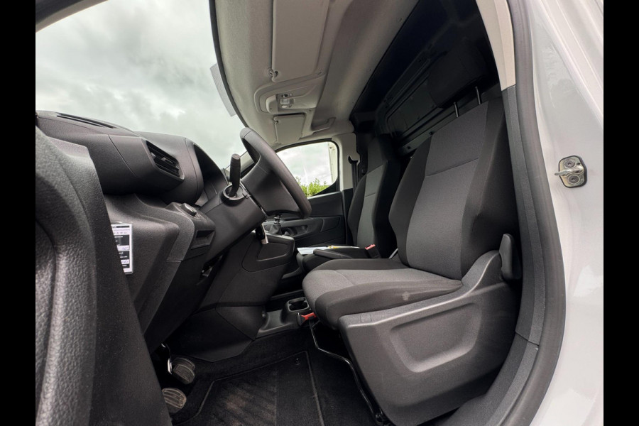 Opel Combo 1.2 PureTech 110 S&S L2 TREKHAAK / BLUETOOTH / LAADVLOER / LAT-OM-LAT / WEINIG KM'S / NL AUTO Opel Combo 1.2 PureTech 110 S&S L2 TREKHAAK / BLUETOOTH / LAADVLOER / LAT-OM-LAT / WEINIG KM'S / NL AUTO