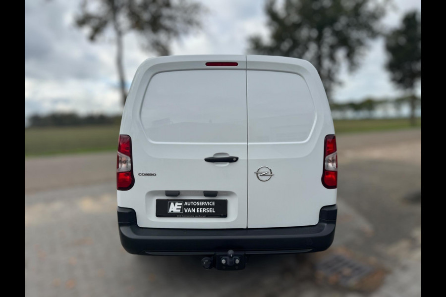 Opel Combo 1.2 PureTech 110 S&S L2 TREKHAAK / BLUETOOTH / LAADVLOER / LAT-OM-LAT / WEINIG KM'S / NL AUTO Opel Combo 1.2 PureTech 110 S&S L2 TREKHAAK / BLUETOOTH / LAADVLOER / LAT-OM-LAT / WEINIG KM'S / NL AUTO