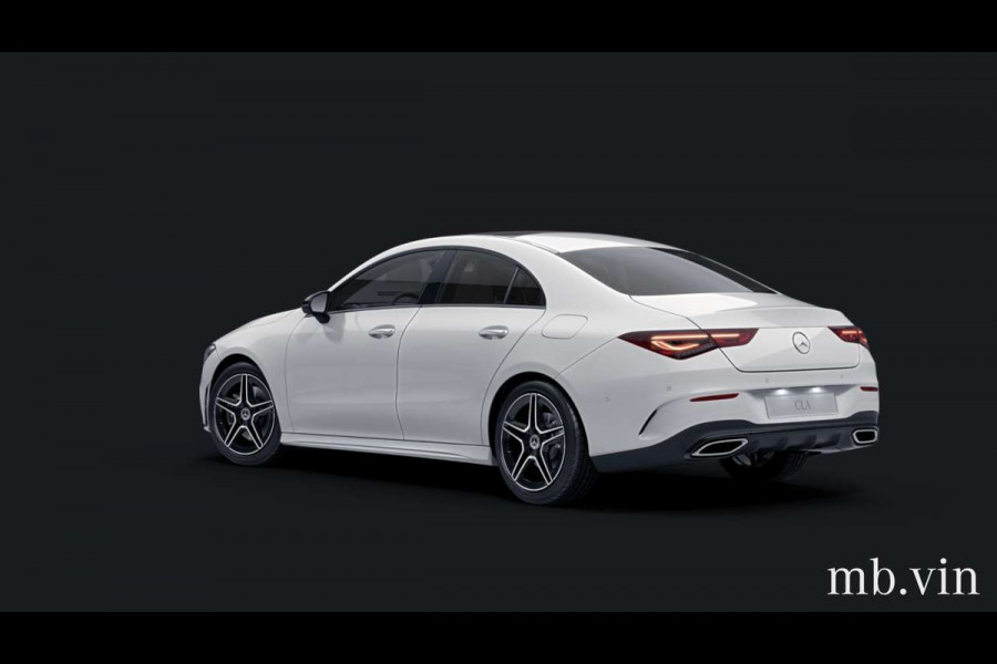 Mercedes-Benz CLA-Klasse 200 Business Solution AMG | Panoramadak | Stoelverwarming | Keyless | Memory Seats | Cruise Control | Ambiance verlichting | Camera | Parkeersensoren |