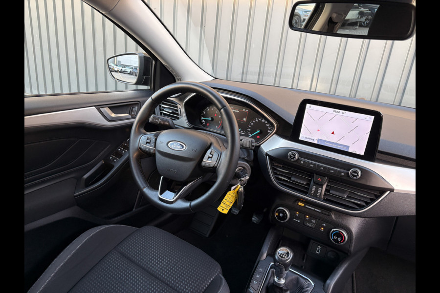 Ford Focus 1.0 EcoBoost Hybrid Trend Edition Business | 17'' | Camera | Navi | Prijs Rijklaar!!