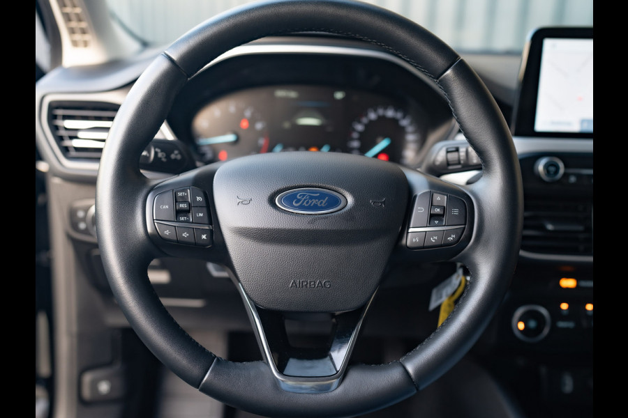 Ford Focus 1.0 EcoBoost Hybrid Trend Edition Business | 17'' | Camera | Navi | Prijs Rijklaar!!