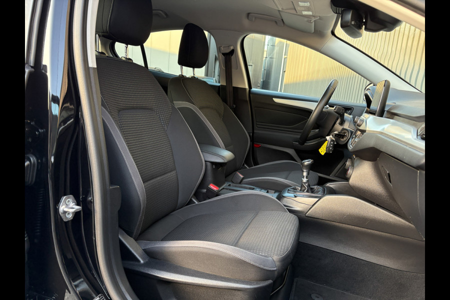 Ford Focus 1.0 EcoBoost Hybrid Trend Edition Business | 17'' | Camera | Navi | Prijs Rijklaar!!