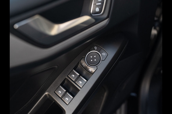 Ford Focus 1.0 EcoBoost Hybrid Trend Edition Business | 17'' | Camera | Navi | Prijs Rijklaar!!