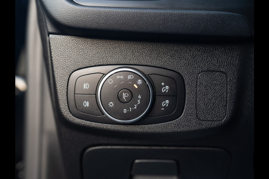 Ford Focus 1.0 EcoBoost Hybrid Trend Edition Business | 17'' | Camera | Navi | Prijs Rijklaar!!