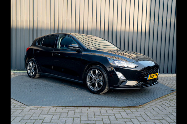 Ford Focus 1.0 EcoBoost Hybrid Trend Edition Business | 17'' | Camera | Navi | Prijs Rijklaar!!