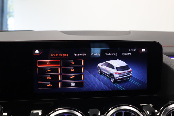 Mercedes-Benz EQA 300 4MATIC Business Solution AMG 67 kWh ACC Panoramadak Blindspot Mercedes-Benz EQA 300 4MATIC Business Solution AMG 67 kWh ACC Panoramadak Blindspot