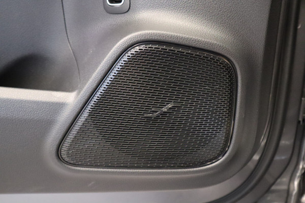 Mercedes-Benz EQA 300 4MATIC Business Solution AMG 67 kWh ACC Panoramadak Blindspot Mercedes-Benz EQA 300 4MATIC Business Solution AMG 67 kWh ACC Panoramadak Blindspot