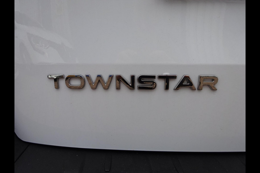 Nissan Townstar N-Connecta L2 VERLENGDE UITV. 45 kWh 100 % Elektrisch 301 Km ( WLPT ) Nissan Townstar N-Connecta L2 VERLENGDE UITV. 45 kWh 100 % Elektrisch 301 Km ( WLPT )