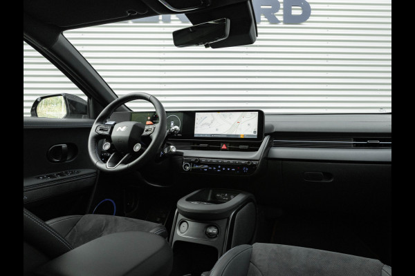 Hyundai IONIQ 5 N AWD 84 kWh - 650 PK - 770 NM - Panorama Dak Hyundai IONIQ 5 N AWD 84 kWh - 650 PK - 770 NM - Panorama Dak