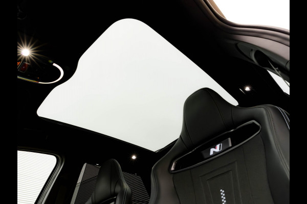 Hyundai IONIQ 5 N AWD 84 kWh - 650 PK - 770 NM - Panorama Dak Hyundai IONIQ 5 N AWD 84 kWh - 650 PK - 770 NM - Panorama Dak