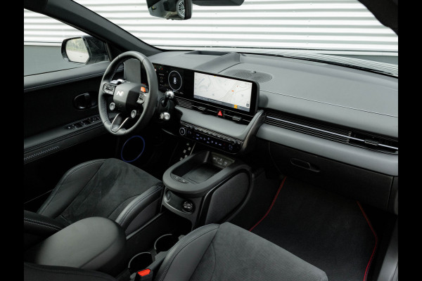 Hyundai IONIQ 5 N AWD 84 kWh - 650 PK - 770 NM - Panorama Dak Hyundai IONIQ 5 N AWD 84 kWh - 650 PK - 770 NM - Panorama Dak