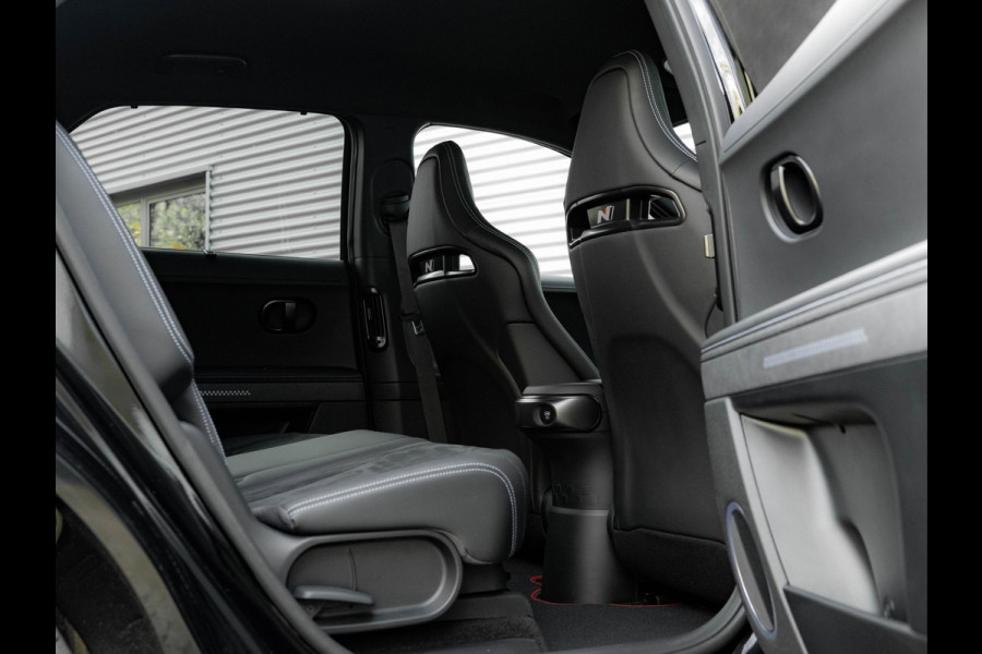 Hyundai IONIQ 5 N AWD 84 kWh - 650 PK - 770 NM - Panorama Dak Hyundai IONIQ 5 N AWD 84 kWh - 650 PK - 770 NM - Panorama Dak