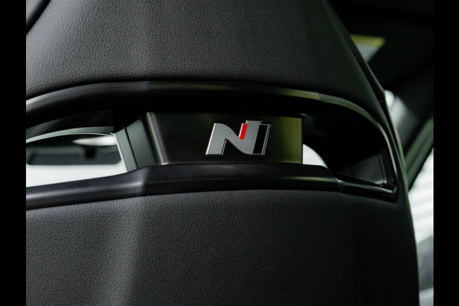 Hyundai IONIQ 5 N AWD 84 kWh - 650 PK - 770 NM - Panorama Dak Hyundai IONIQ 5 N AWD 84 kWh - 650 PK - 770 NM - Panorama Dak