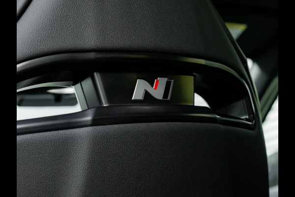 Hyundai IONIQ 5 N AWD 84 kWh - 650 PK - 770 NM - Panorama Dak Hyundai IONIQ 5 N AWD 84 kWh - 650 PK - 770 NM - Panorama Dak