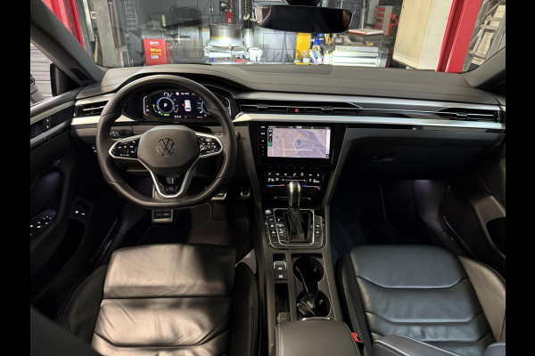 Volkswagen Arteon Shooting Brake 1.4 TSI eHybrid R-Line PANO , HEADUP, LEDER Volkswagen Arteon Shooting Brake 1.4 TSI eHybrid R-Line PANO , HEADUP, LEDER