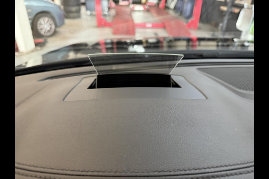 Volkswagen Arteon Shooting Brake 1.4 TSI eHybrid R-Line PANO , HEADUP, LEDER Volkswagen Arteon Shooting Brake 1.4 TSI eHybrid R-Line PANO , HEADUP, LEDER