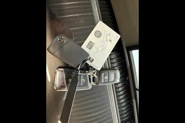 Volkswagen Arteon Shooting Brake 1.4 TSI eHybrid R-Line PANO , HEADUP, LEDER Volkswagen Arteon Shooting Brake 1.4 TSI eHybrid R-Line PANO , HEADUP, LEDER