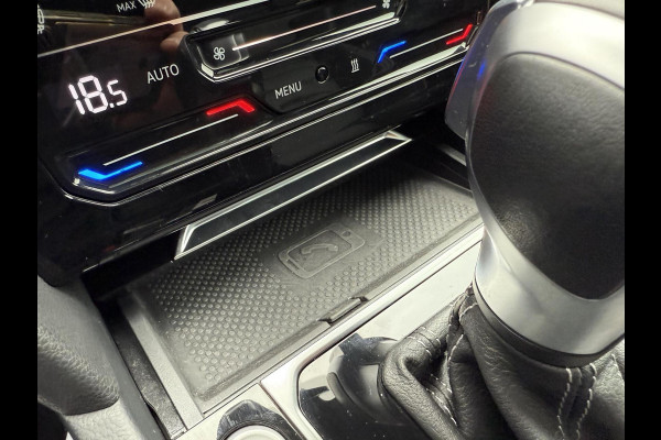 Volkswagen Arteon Shooting Brake 1.4 TSI eHybrid R-Line PANO , HEADUP, LEDER Volkswagen Arteon Shooting Brake 1.4 TSI eHybrid R-Line PANO , HEADUP, LEDER