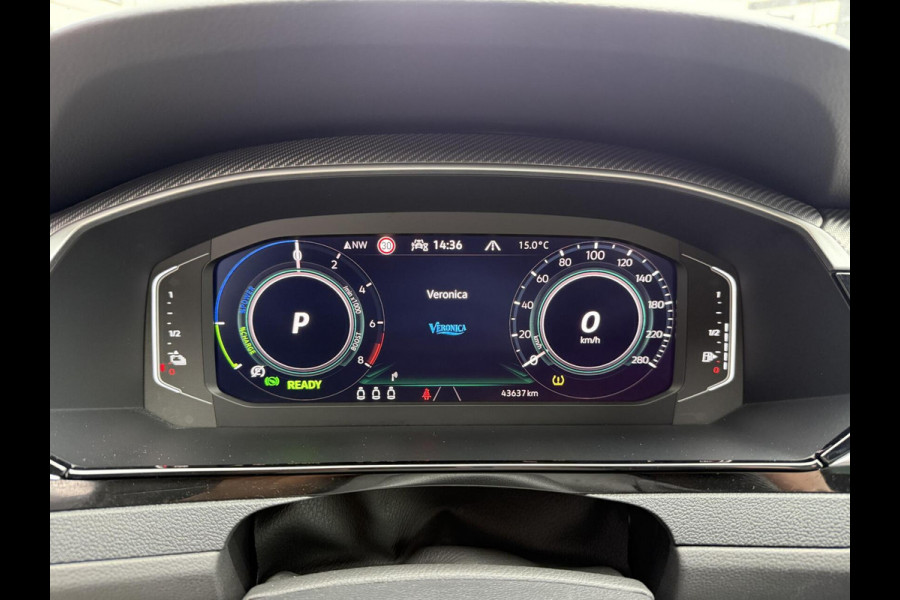 Volkswagen Arteon Shooting Brake 1.4 TSI eHybrid R-Line PANO , HEADUP, LEDER Volkswagen Arteon Shooting Brake 1.4 TSI eHybrid R-Line PANO , HEADUP, LEDER