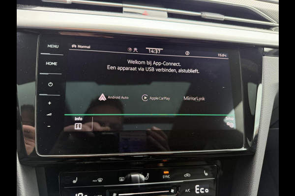 Volkswagen Arteon Shooting Brake 1.4 TSI eHybrid R-Line PANO , HEADUP, LEDER Volkswagen Arteon Shooting Brake 1.4 TSI eHybrid R-Line PANO , HEADUP, LEDER