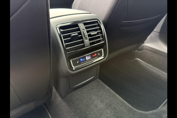 Volkswagen Arteon Shooting Brake 1.4 TSI eHybrid R-Line PANO , HEADUP, LEDER Volkswagen Arteon Shooting Brake 1.4 TSI eHybrid R-Line PANO , HEADUP, LEDER