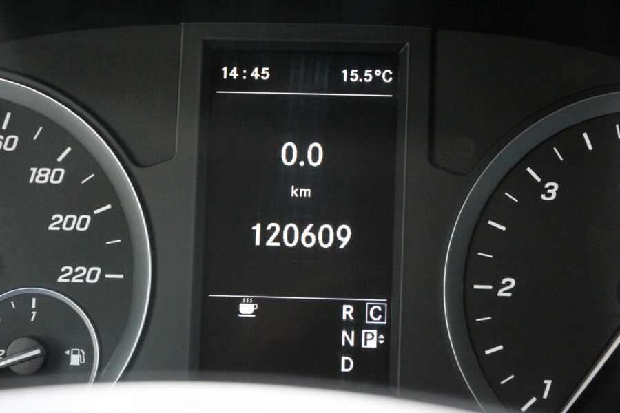 Mercedes-Benz Vito 190PK CDI | DC | L2H1 | 2.5t Trekhaak | Cruise | Airco.. Mercedes-Benz Vito 190PK CDI | DC | L2H1 | 2.5t Trekhaak | Cruise | Airco..