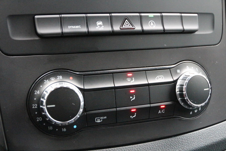 Mercedes-Benz Vito 190PK CDI | DC | L2H1 | 2.5t Trekhaak | Cruise | Airco.. Mercedes-Benz Vito 190PK CDI | DC | L2H1 | 2.5t Trekhaak | Cruise | Airco..