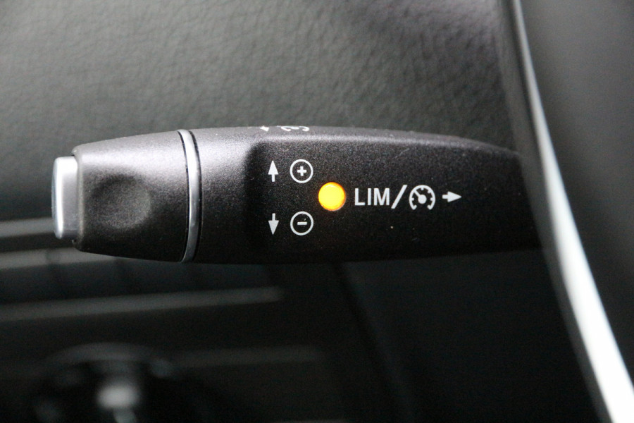 Mercedes-Benz Vito 190PK CDI | DC | L2H1 | 2.5t Trekhaak | Cruise | Airco.. Mercedes-Benz Vito 190PK CDI | DC | L2H1 | 2.5t Trekhaak | Cruise | Airco..