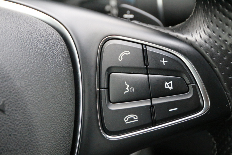 Mercedes-Benz Vito 190PK CDI | DC | L2H1 | 2.5t Trekhaak | Cruise | Airco.. Mercedes-Benz Vito 190PK CDI | DC | L2H1 | 2.5t Trekhaak | Cruise | Airco..