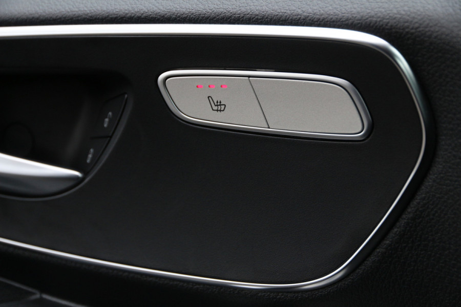 Mercedes-Benz Vito 190PK CDI | DC | L2H1 | 2.5t Trekhaak | Cruise | Airco.. Mercedes-Benz Vito 190PK CDI | DC | L2H1 | 2.5t Trekhaak | Cruise | Airco..