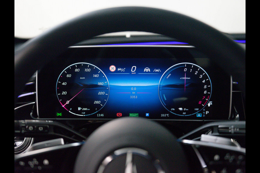 Mercedes-Benz E-Klasse Estate E 300 e Luxury Line | Superscreen | Burmester | Head up | Memory | Trekhaak Mercedes-Benz E-Klasse Estate E 300 e Luxury Line | Superscreen | Burmester | Head up | Memory | Trekhaak