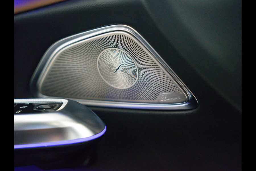 Mercedes-Benz E-Klasse Estate E 300 e Luxury Line | Superscreen | Burmester | Head up | Memory | Trekhaak Mercedes-Benz E-Klasse Estate E 300 e Luxury Line | Superscreen | Burmester | Head up | Memory | Trekhaak