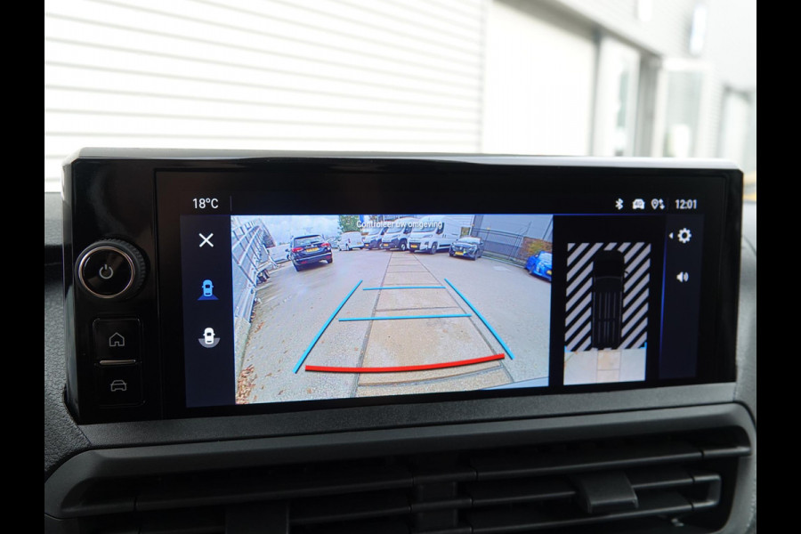 Opel Vivaro Electric L3 75 kWh | 2x schuifdeur | 8 jaar garantie | Dynamic NAV pakket | Apple Carplay | rondom zicht camera's | dodehoek detectie | parkeersensoren voor & achter | Comfort scheidingswand | rijklaarprijs Opel Vivaro Electric L3 75 kWh | 2x schuifdeur | 8 jaar garantie | Dynamic NAV pakket | Apple Carplay | rondom zicht camera's | dodehoek detectie | parkeersensoren voor & achter | Comfort scheidingswand | rijklaarprijs