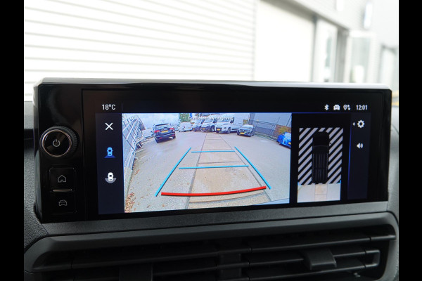 Opel Vivaro Electric L3 75 kWh | 2x schuifdeur | 0% rente | Dynamic NAV pakket | Apple Carplay | rondom zicht camera's | dodehoek detectie | parkeersensoren voor & achter | Comfort scheidingswand | rijklaarprijs Opel Vivaro Electric L3 75 kWh | 2x schuifdeur | 0% rente | Dynamic NAV pakket | Apple Carplay | rondom zicht camera's | dodehoek detectie | parkeersensoren voor & achter | Comfort scheidingswand | rijklaarprijs