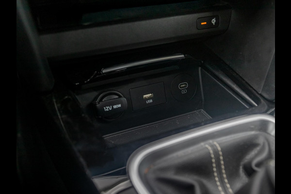 Kia Ceed Sportswagon 1.0 T-GDi Design Edition l navigatie l stoel en stuurwielverwarming l EL. kofferklep l JBL premium Sound Kia Ceed Sportswagon 1.0 T-GDi Design Edition l navigatie l stoel en stuurwielverwarming l EL. kofferklep l JBL premium Sound