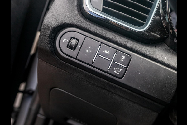 Kia Ceed Sportswagon 1.0 T-GDi Design Edition l navigatie l stoel en stuurwielverwarming l EL. kofferklep l JBL premium Sound Kia Ceed Sportswagon 1.0 T-GDi Design Edition l navigatie l stoel en stuurwielverwarming l EL. kofferklep l JBL premium Sound