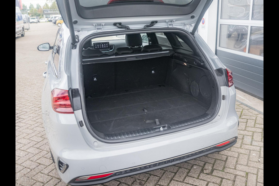 Kia Ceed Sportswagon 1.0 T-GDi Design Edition l navigatie l stoel en stuurwielverwarming l EL. kofferklep l JBL premium Sound Kia Ceed Sportswagon 1.0 T-GDi Design Edition l navigatie l stoel en stuurwielverwarming l EL. kofferklep l JBL premium Sound