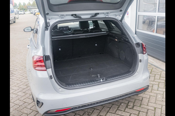 Kia Ceed Sportswagon 1.0 T-GDi Design Edition l navigatie l stoel en stuurwielverwarming l EL. kofferklep l JBL premium Sound Kia Ceed Sportswagon 1.0 T-GDi Design Edition l navigatie l stoel en stuurwielverwarming l EL. kofferklep l JBL premium Sound